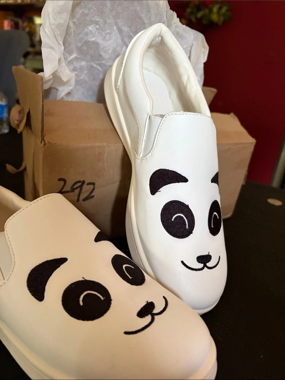 Bamboo women White Panda Slip-On Shoes size 6